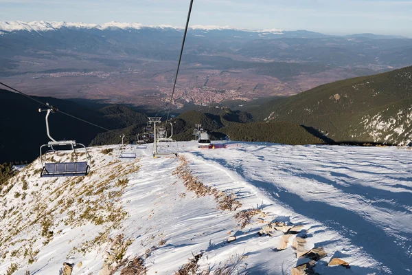 Stoeltjeslift voor skiën — Stockfoto