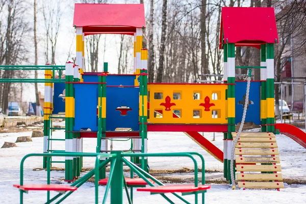 Parque infantil no inverno — Fotografia de Stock