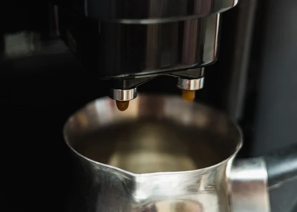 Coffee making machine — Stock Photo, Image