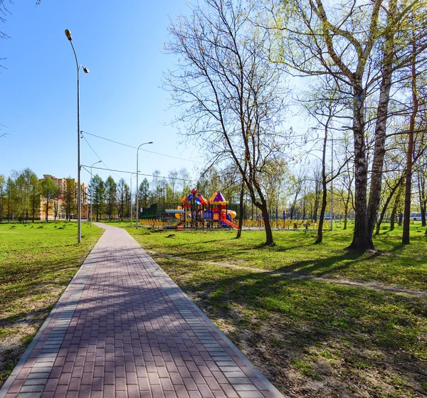 Bahçesi çocuk eğlence