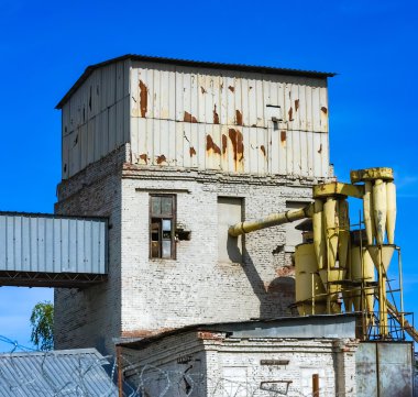 Fabrika eski yapılar