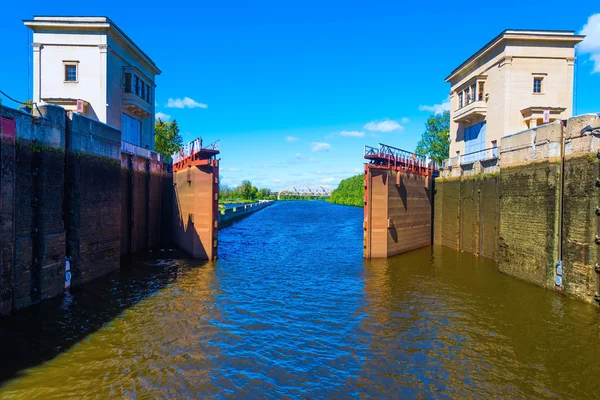 Brána na kanál lodí — Stock fotografie