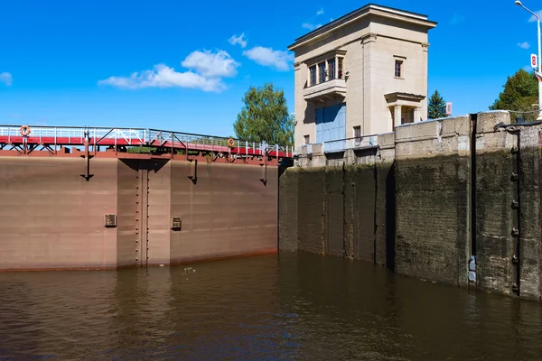 Gateway on channel ships — Stock Photo, Image