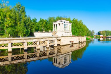 Kanal gemilerde ağ geçidi