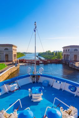 gemi ağ geçitleri geçirmeden