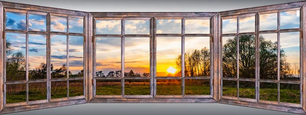 Antigua Ventana Panorámica Madera Con Vistas Paisaje Del Pueblo Verano —  Fotos de Stock