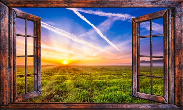 Schöner Sonnenaufgang Sonnenschein Blick Aus Dem Fenster Mit Vorhängen — Stockfoto