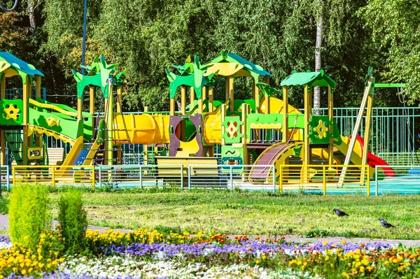 Swing Carousel Park Children Outdoors Summer — Stock Photo, Image