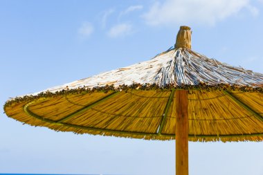 şemsiye saman denizde