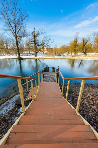 Trätrappa natur — Stockfoto