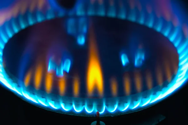 Plamen plynového hořáku kuchyně — Stock fotografie
