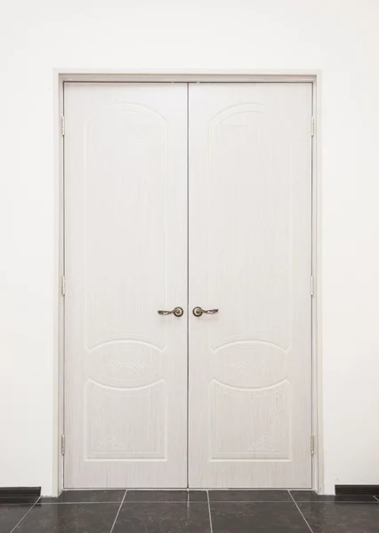 Porte en bois blanc — Photo