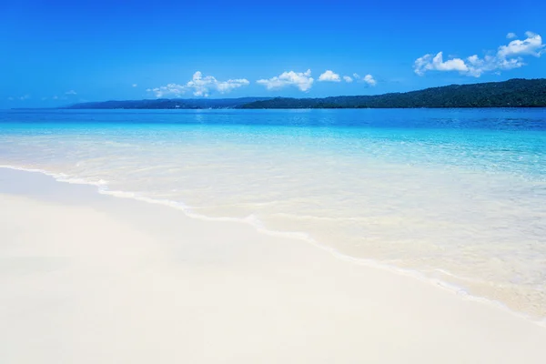 Sandstrand am Meer — Stockfoto