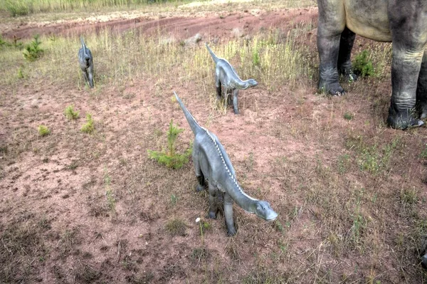 Parque Dinosaurios Dinosaurio Fondo Naturaleza Dinosaurios Juguete Parque Atracciones —  Fotos de Stock