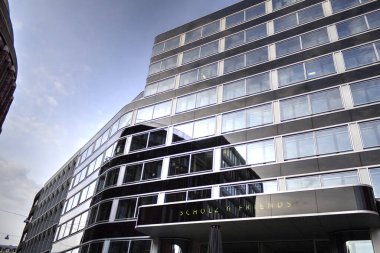 Berlin binaları modern gökdelenler