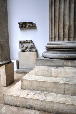 Berlin Roma Müzesi antika eski tarihi eser