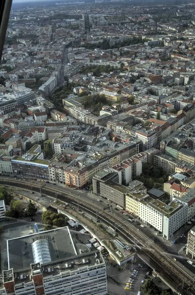 Berlin Gökdeleni Kulesi Günbatımında Spree Nehri Almanya — Stok fotoğraf