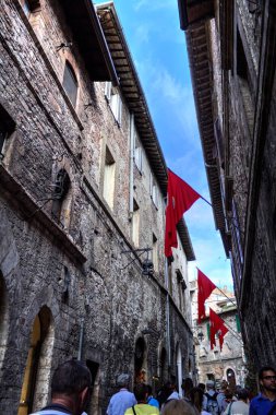 Tarihi Assisi, Umbria, İtalya 'da antik bir ara sokak.