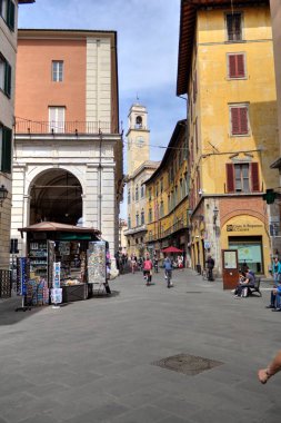 Floransa, Toskana 'da dar bir cadde. İtalya fotoğraf klasikleri