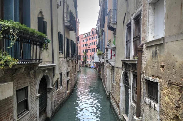 Ulica Kanałowa Gondolą Wenecji Włochy Retro Rocznik Antyk — Zdjęcie stockowe