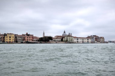 Venedik manzaralı deniz binaları İtalya