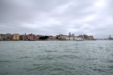 Venedik manzaralı deniz binaları İtalya