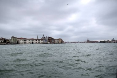 Venedik manzaralı deniz binaları İtalya