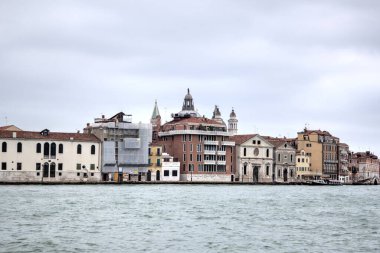 Venedik manzaralı deniz binaları İtalya