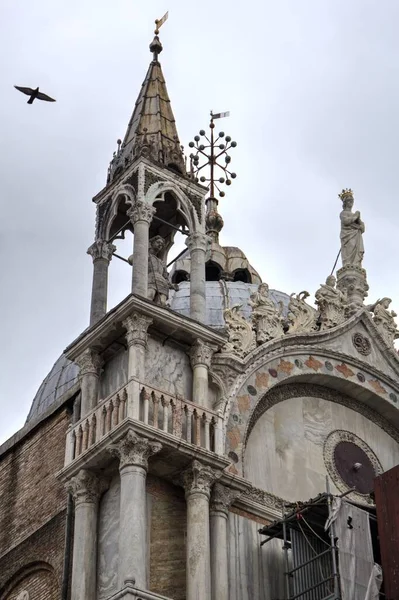 Vista Inferior Basílica São Marcos Basílica São Marcos Veneza Itália — Fotografia de Stock