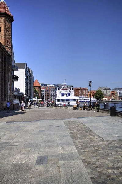 Gdansk Med Vackra Gamla Stan Över Motlawa Floden Vid Soluppgången — Stockfoto