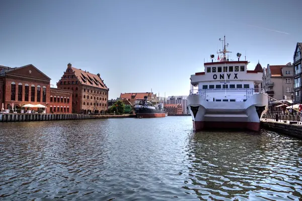 Gdansk Con Hermoso Casco Antiguo Sobre Río Motlawa Amanecer Polonia — Foto de Stock