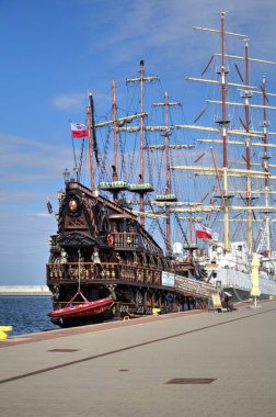 Liman fotoğrafçılığında Gdynia korsan gemisi