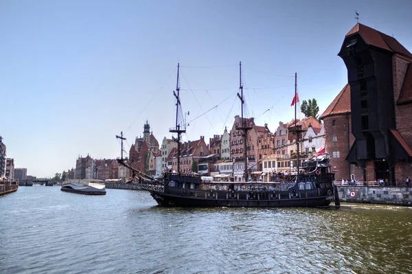 Gdansk Con Hermoso Casco Antiguo Sobre Río Motlawa Amanecer Polonia — Foto de Stock