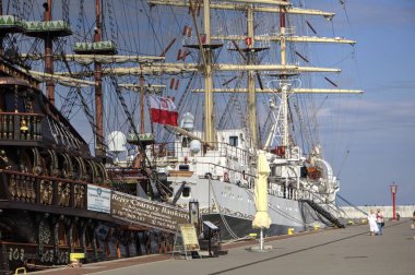Liman fotoğrafçılığında Gdynia korsan gemisi