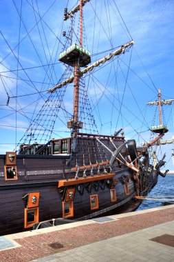 Liman fotoğrafçılığında Gdynia korsan gemisi