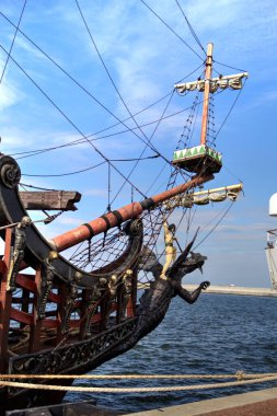 Liman fotoğrafçılığında Gdynia korsan gemisi