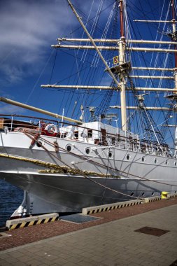 Liman fotoğrafçılığında Gdynia Yelkenli Fırkateyni