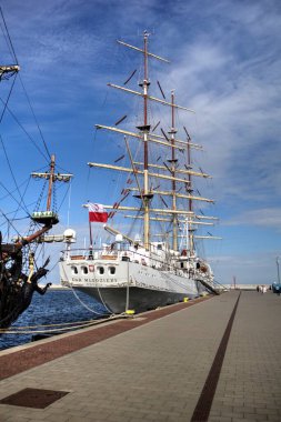 Liman fotoğrafçılığında Gdynia Yelkenli Fırkateyni