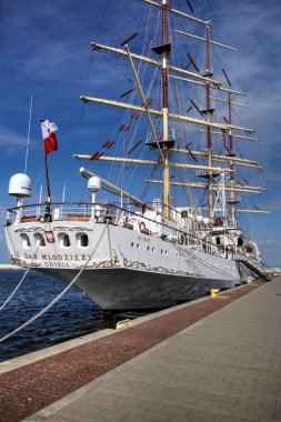 Liman fotoğrafçılığında Gdynia Yelkenli Fırkateyni