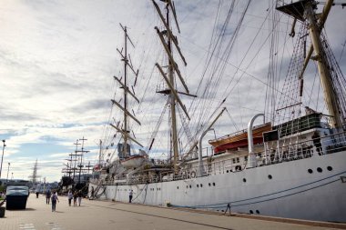 Liman fotoğrafçılığında Gdynia Yelkenli Fırkateyni