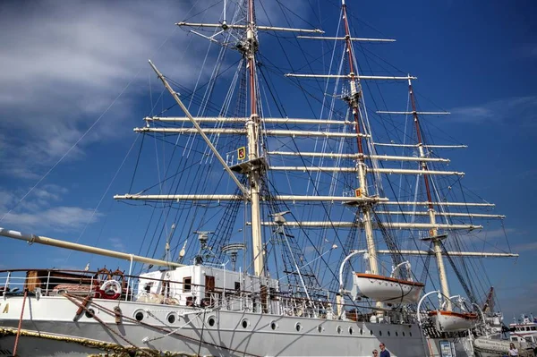 Gdynia Segling Fregatt Hamnen Fotografering — Stockfoto