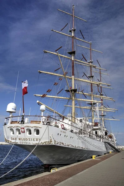 Gdynia Fragata Vela Puerto Fotografía — Foto de Stock