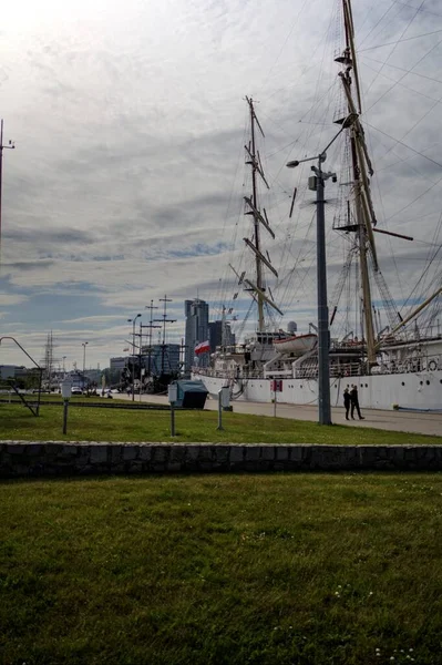 Gdynia Fragata Vela Puerto Fotografía — Foto de Stock