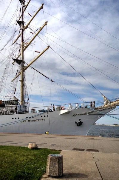 Gdynia Fragata Vela Puerto Fotografía — Foto de Stock