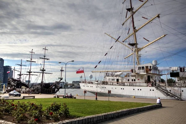 Gdynia Fragata Vela Puerto Fotografía —  Fotos de Stock