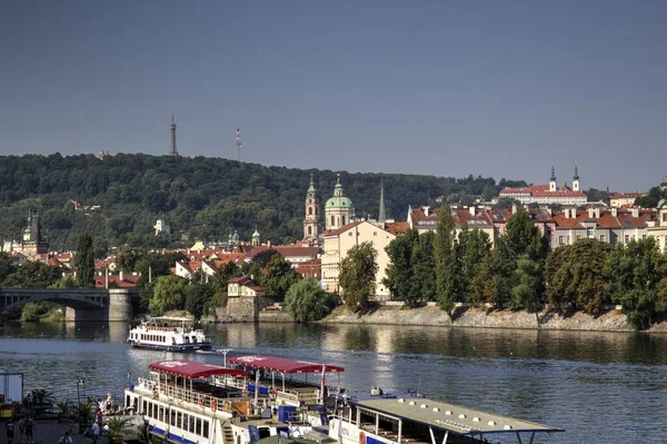 Zamek Praski Hradcany Wełtawą Czechach — Zdjęcie stockowe