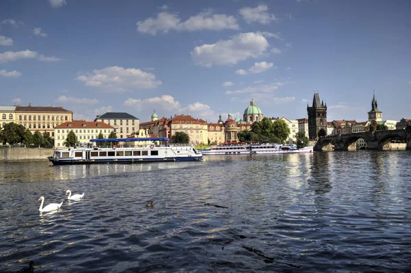 Charles Bridge Πράγα Τσεχία — Φωτογραφία Αρχείου