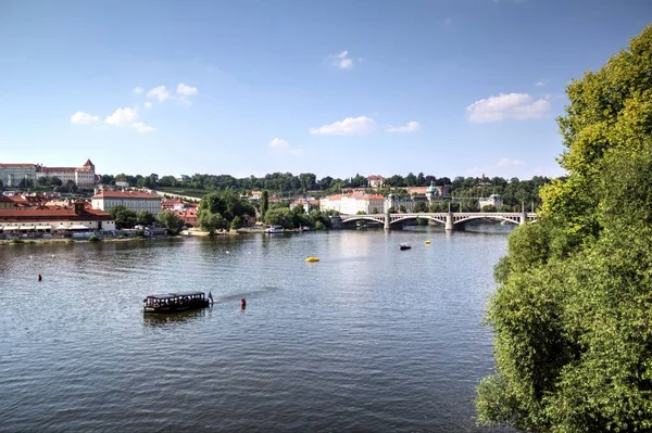 Floden Prag Tjeckien — Stockfoto