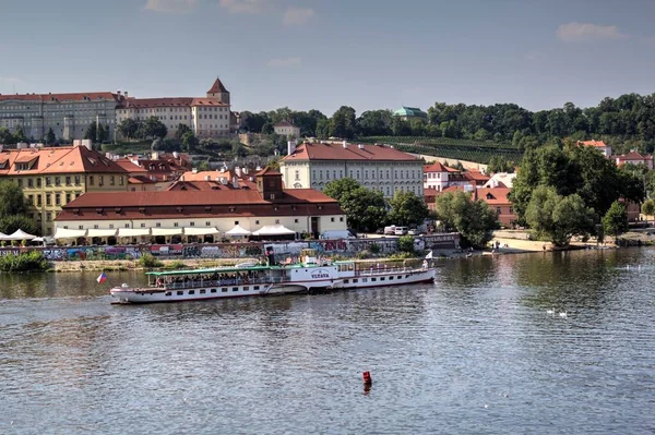 Rzeka Praga Czechy — Zdjęcie stockowe