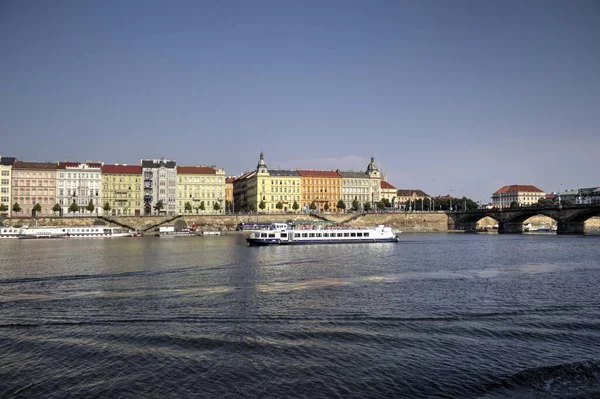 Rzeka Praga Czechy — Zdjęcie stockowe